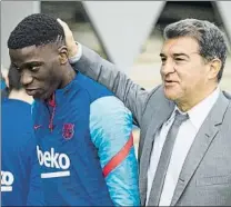  ?? FOTO: FCB ?? Ilaix, le nueva perla recibió un caluroso abrazo de Laporta