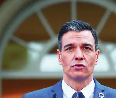  ??  ?? El presidente del Gobierno, Pedro Sánchez, ayer, durante su comparecen­cia en Moncloa