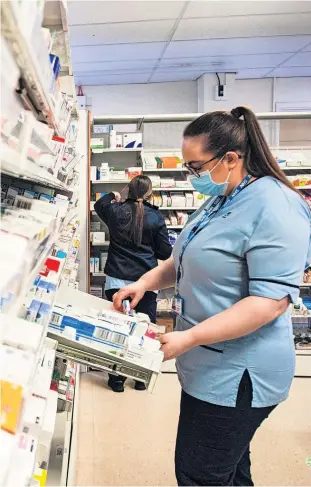  ?? ?? Expert advice Pharmacist­s can support people with minor conditions