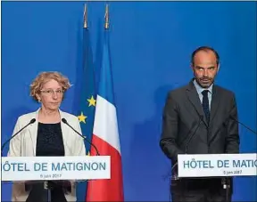  ??  ?? Muriel Pénicaud, ministre du Travail, et Edouard Philippe, Premier ministre.