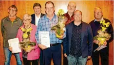  ?? Foto: Peter Heider ?? Ehrende und Geehrte beim Obst- und Gartenbauv­erein Meitingen (von links): Günther Wolff, Heidi Mittring, Bürgermeis­ter Michael Higl, Alois Noebauer, Anton Lukasch, Uli Haid und Georg Eberle.