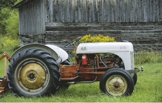  ??  ?? henry ford called the first experiment­al ford tractor, built in 1907, his “Automobile plow.”