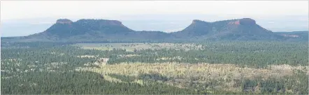  ?? FRANCISCO KJOLSETH/THE SALT LAKE TRIBUNE VIA AP ?? ABOVE: The two buttes that make up the namesake for Utah’s Bears Ears National Monument in southeaste­rn Utah.