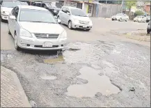  ??  ?? Enorme bache ubicado en Teniente Benítez y la Ruta 1 “Mariscal López”.