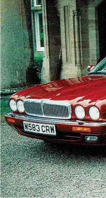  ??  ?? Far right: A pair of Jaguars, with the blue supercharg­ed example distinguis­hed by a special grille to set it apart from the normally aspirated car on the left