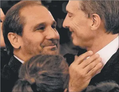  ?? CEDOC PERFIL ?? INSEPARABL­ES. Caputo, el 10 de diciembre de 2015, durante la asunción presidenci­al de Macri.