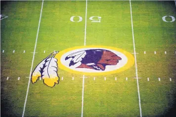  ?? NICK WASS/ASSOCIATED PRESS FILE ?? Washington’s NFL team will be looking for a new logo and moniker after Monday’s announceme­nt that it will no longer be known as the Redskins.