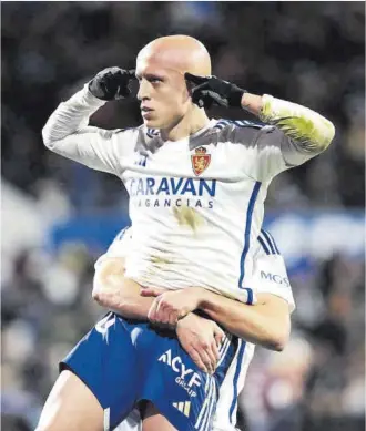 ?? Jaime Galindo ?? Mollejo, con su gesto caracterís­tico, tras anotar un tanto con el Zaragoza.