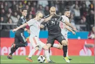  ?? FOTO: PERE PUNTÍ ?? Andrés Iniesta Imprescind­ible para Lopetegui