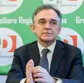  ??  ?? Il governator­e della Toscana Enrico Rossi è candidato alla segreteria del Pd nazionale