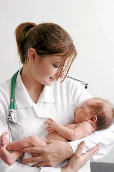  ??  ?? A midwife offers one-on-one consultati­on and personal examinatio­ns for new mothers and newborns. She will also give advice to new mothers on breastfeed­ing techniques or challenges.