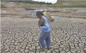  ??  ?? Sequía. Hasta ayer el oriente del país acumuló 19 días sin lluvia. El MAG dijo que aún no hay cifra definitiva de pérdidas.