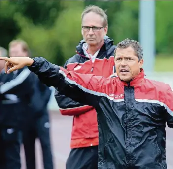  ??  ?? Maik Franke, zuvor in Wülfrath tätig, gibt jetzt den Mettmanner Fußballern die Richtung an.