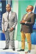  ??  ?? Alex Shakoane of Mamelodi Sundowns, left, and his Kaizer Chiefs counterpar­t Vina Maphosa on Monday.