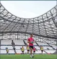  ?? ?? Leinster train at the Stade Velodrome yesterday