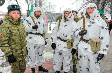  ?? ФОТО ИЗ АРХИВА ГАЗЕТЫ «НАРОДНЫ ГОЛАС» ?? В митинге-реквиеме приняли участие погранични­ки