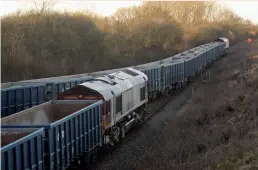  ?? (Phil Marsh) ?? 66156 heads for the HS2 Claydon works site after 66125 had propelled the empties to Calvert on February 26.