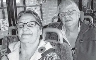  ?? Peter Simpson ?? Dorothy Nowe (left) and Laura Trimboli are regular users of the Bridgewate­r Transit bus. Both retired seniors said they appreciate the service and the friendly, helpful drivers.