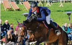  ?? FOTO: UM ?? Daniel Könemund aus Paffenlöh – hier auf „Balousdor“– war der große Gewinner der Reitertage.