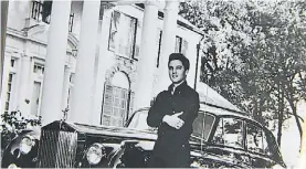  ??  ?? Propietari­o Elvis. En 1957 compró el que sería su hogar hasta 1977.