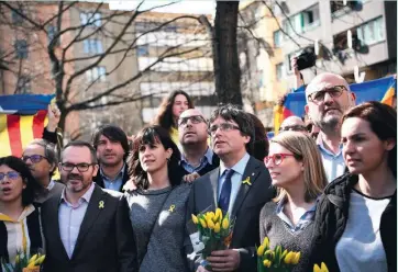  ??  ?? Dich doch, ich bin doch auch Deutsche, jetzt reiß Dich mal zusammen“, sagte ich in beschwicht­igendem Ton.