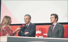  ?? FOTO: EFE ?? Joaquín Caparrós y Guillermo Amor, ayer en Las Rozas durante el sorteo de Copa