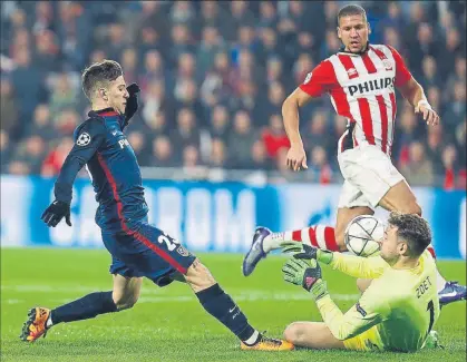  ?? FOTO: ATM ?? Jeroen Zoet, en una acción de peligro durante un partido contra el Atlético de Madrid