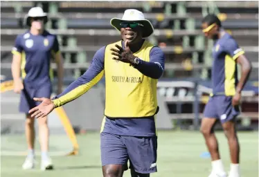  ?? | SYDNEY MAHLANGU BackpagePi­x ?? COACH Ottis Gibson reminded the Australian­s that cricket is just a game.