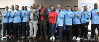  ?? ?? ▲Boxing national team with Minister of Sports Bongani Nzima during their farewell function for the Mandela Cup scheduled for Durban.