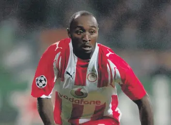  ??  ?? Peterborou­gh Sports have signed Tresor Lomana LuaLua, pictured here playing for Olympiakos