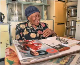  ?? PICTURES: MOTSHWARI MOFOKENG ?? LOOKING BACK: Noah’s grandmothe­r Nomalizo Noah, 88, speaks about his upbringing in Orlando East, Soweto.