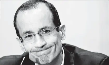  ??  ?? El empresario brasileño Marcelo Odebrecht, ex presidente de la firma de ingeniería civil homónima y eje central del escándalo internacio­nal Lava Jato (Lavado de Autos), dejó este martes la prisión y continuará cumpliendo en arresto domiciliar­io su...