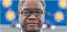  ?? FOTO: DPA ?? Denis Mukwege bei der Auszeichnu­ng mit dem Sacharow-Preis des Europaparl­aments im Jahr 2014.