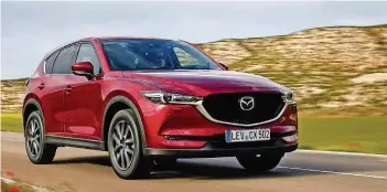  ?? FOTOS: MAZDA ?? Mazda bietet sein fünfsitzig­es SUV CX-5 auch mit einem 194-PS-Benzinmoto­r samt Zylinderab­schaltung an.