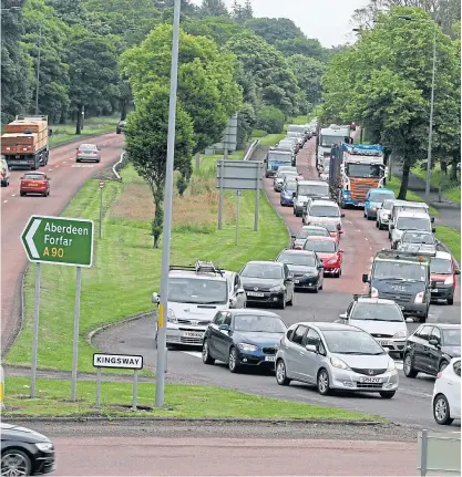  ?? Pictures: Kris Miller/ Gareth Jennings. ?? Clockwise from above: Typical morning traffic between Old Glamis Road and Forfar Road on the Kingsway; Richard McCready; Robin Presswood; the proposed route of the relief road.