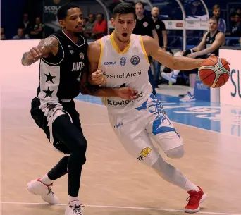  ?? CIAM ?? Mirza Alibegovic, 25 anni, durante il match dei preliminar­i di Champions League contro Saratov