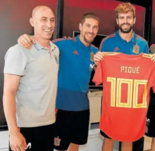  ?? // EFE ?? Rubiales, Ramos y Piqué, en 2018 con la selección
