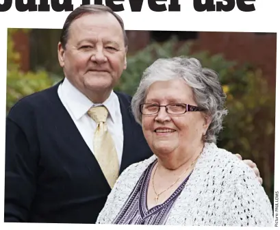  ?? Picture: PAUL LEWIS ?? Exploited: Mavis Taylor, 80, and her brother David Oakes, who prompted her to query the fees