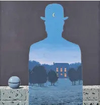  ??  ?? Die Schirn Kunsthalle Frankfurt zeigt noch bis zum 5. Juni 2017 die Ausstellun­g „Magritte. Der Verrat der Bilder“– hier das Werk „L’Heureux donateur“von 1966, Öl auf Leinwand, 55,5 x 45,5 cm, Musée d’Ixelles-Brussels.