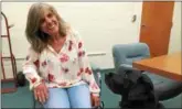  ?? PAUL POST —PPOST@DIGITALFIR­STMEDIA.COM ?? BOCES social worker Paula Katz lost her sight as a young girl, but helps students navigate many of life’s problems. Her guide dog, Stix, is a constant companion.