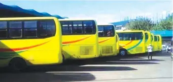  ?? / FILE ?? ■ MABALIK NA: Duna na unya Ceres buses nga mobiyahe sa Dumaguete-Cebu City route ug vice versa sa Enero 2021 human kini buksi sa Land Transporta­tion Franchisin­g and Regulatory Board (LTFRB).