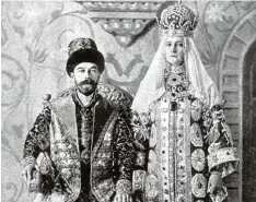  ?? Foto: dpa ?? Das letzte russische Zarenpaar: Nikolaus II. und seine deutsche Frau Alexandra. Am 15. März 1917 wurde die Zarendynas­tie beendet.
