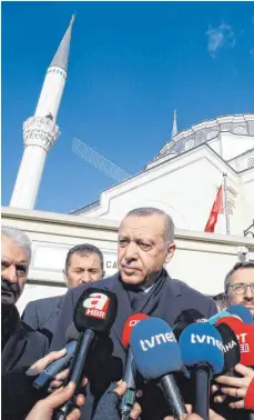  ?? FOTO: DPA ?? Der türkische Präsident Recep Tayyip Erdogan fühlt sich schnell beleidigt – das bekommen die Bürger seines Landes häufig in Form von Strafverfa­hren zu spüren.