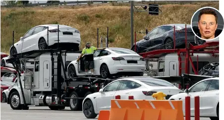  ?? AP ?? A worker loads a truck with Tesla cars at the Tesla plant in Fremont, California. Some staff said they felt pressured to return to work despite assurances from CEO Elon Musk, inset, that they did not have to. .