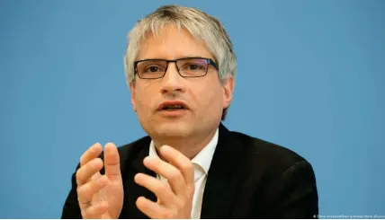  ?? ?? Sven Giegold: "Ich habe mich in Georgien wie in Europa gefühlt"
Bild: Elmar Kremser/Sven Simon/picture alliance