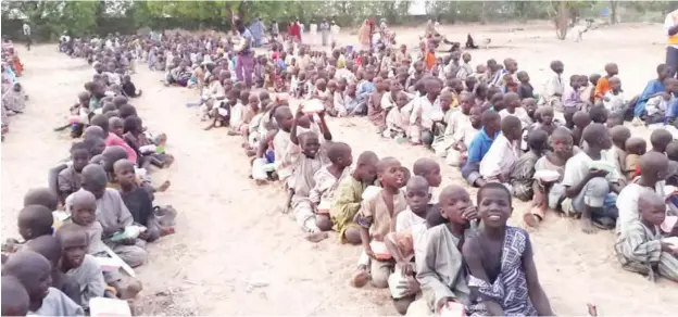  ?? PHOTO: ?? Meal time at an Internally Displaced Persons Camp in the North-East (file photo)