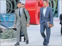  ??  ?? El presidente de AFE, Aganzo, saliendo de LaLiga hace meses.