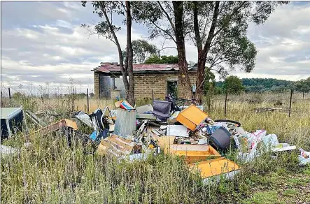  ?? PHOTOS: ANITA JOHNSON ?? Since December 2021, 6.5 tonnes of trash has been illegally dumped at Nanima Reserve.
