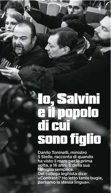  ??  ?? Danilo Toninelli, 43 anni, ministro delle Infrastrut­ture e dei Trasporti.