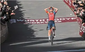  ?? | PHOTO : MARCO BERTORELLO, AFP ?? Tom Pidcock a signé sa quatrième victoire sur route.